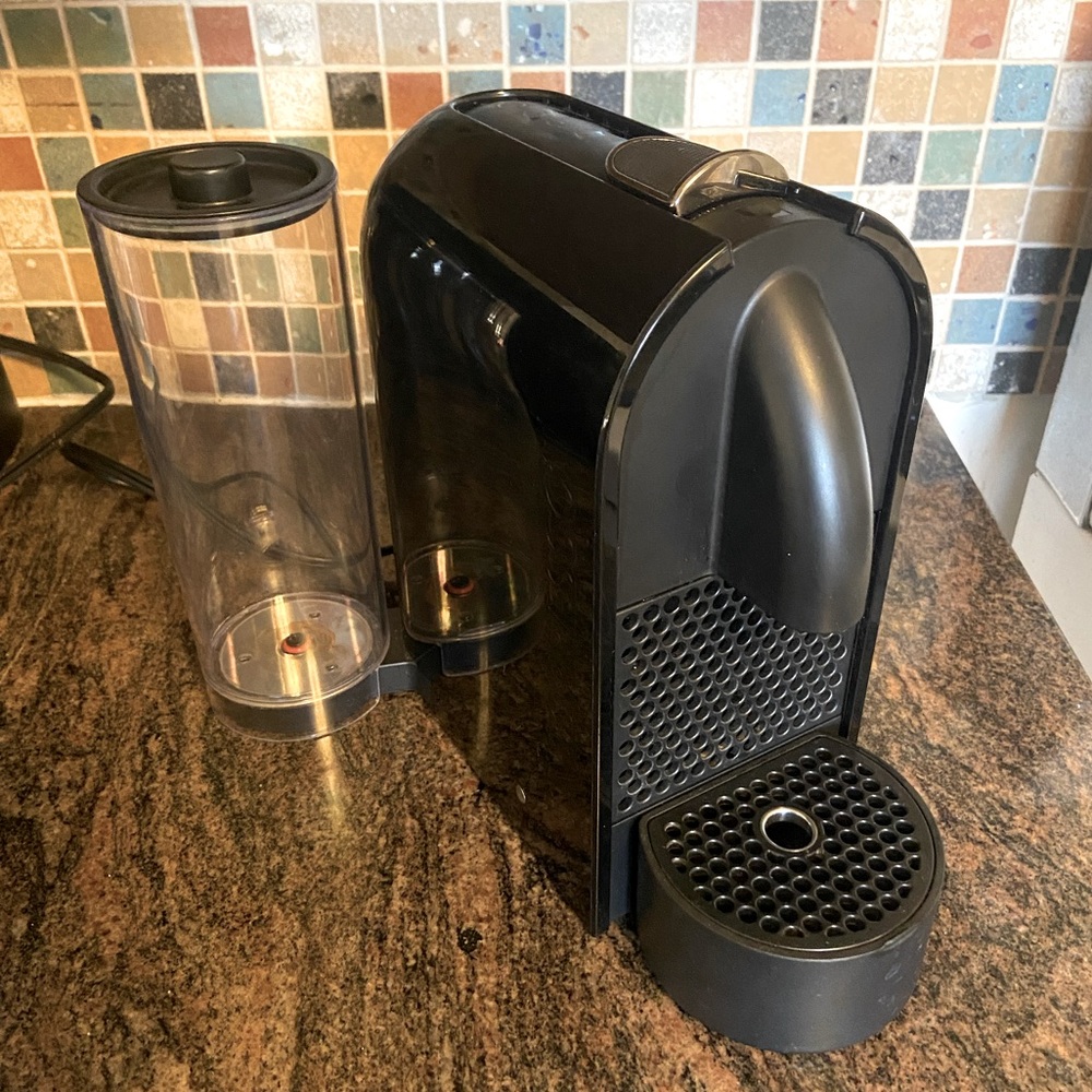 Nespresso D50 machine